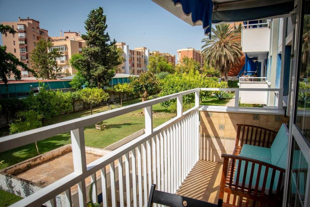 Piso Con Jardin Appartement Málaga Buitenkant foto