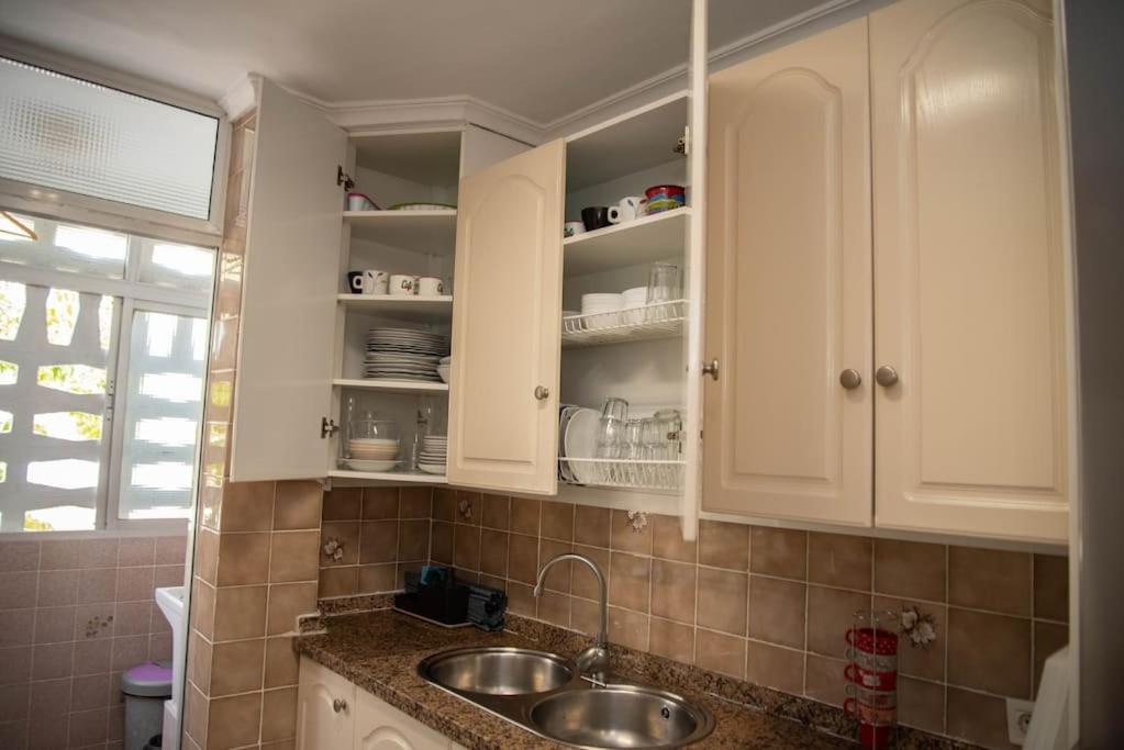 Piso Con Jardin Appartement Málaga Buitenkant foto
