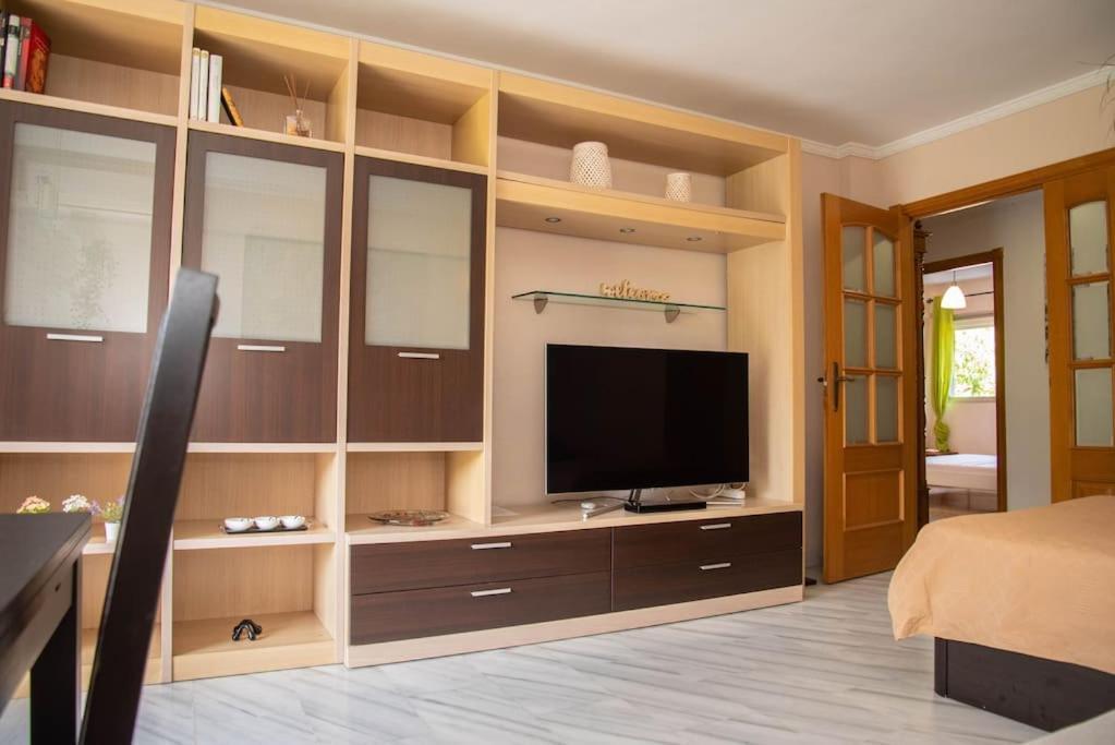 Piso Con Jardin Appartement Málaga Buitenkant foto