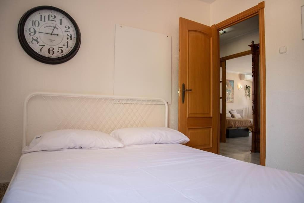 Piso Con Jardin Appartement Málaga Buitenkant foto